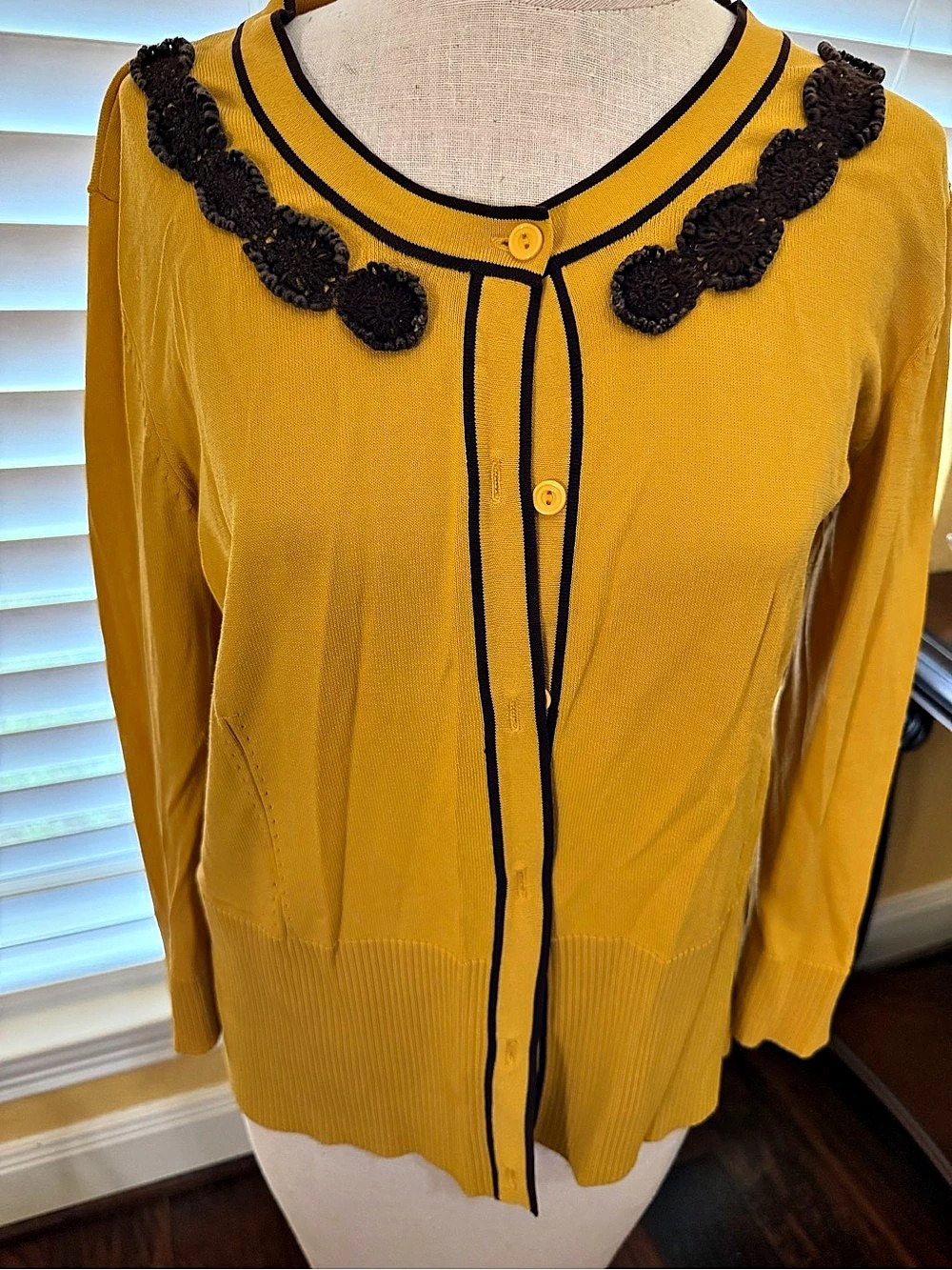 Vintage Knit Chic Crochet Trim Button Front Cardigan in Yellow Size Large